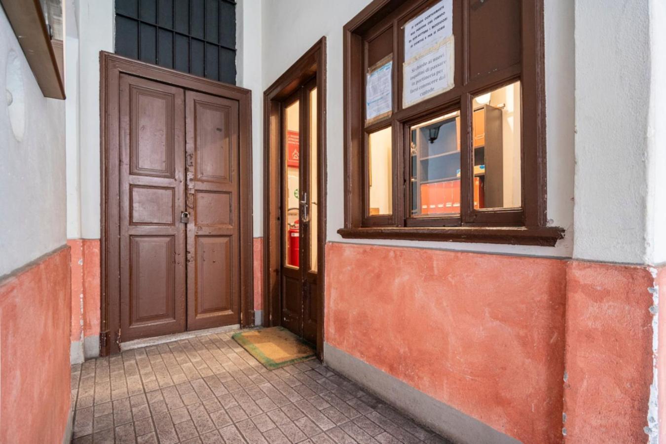 Stayeasy Pop Art Moscova - Brera & Downtown Walking Milano Exterior foto